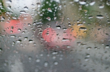 雨天時の安全運転ポイントをご紹介！