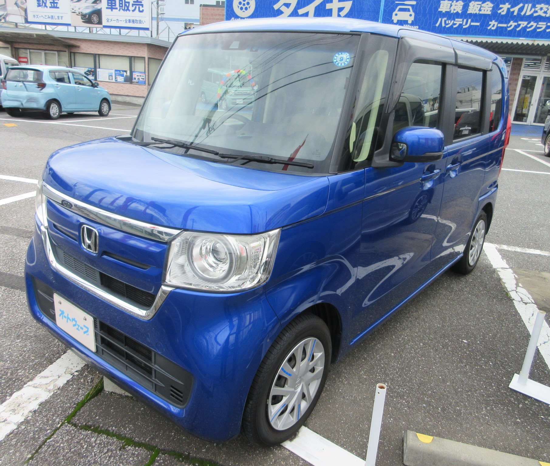 ホンダ　NBOX